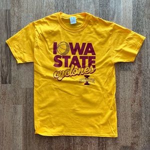 Iowa State University Cyclones T-Shirt Basketball Short Sleeve Mens Medium